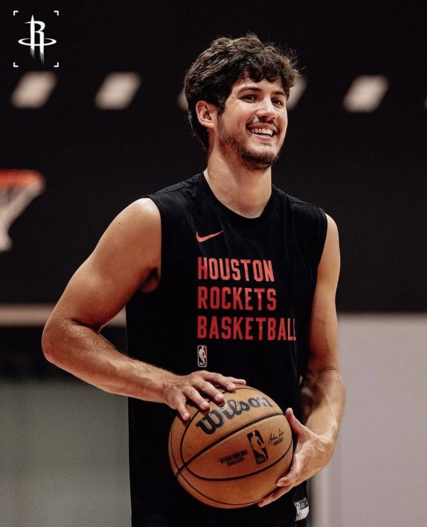 股票配资实盘平台 美记：未来火箭或许会边缘化谢泼德，KD伊森才是他们优先项